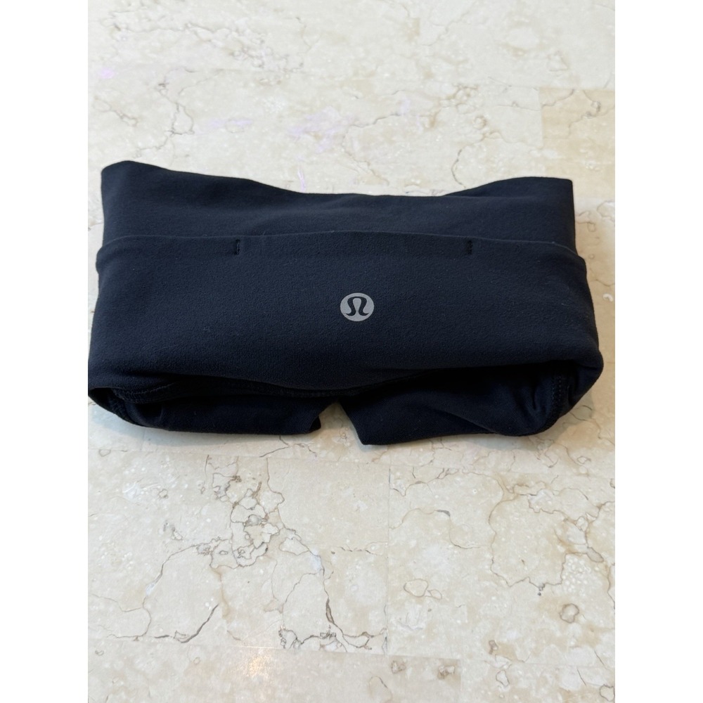 Lululemon Women's 10 In Movement Everlux Shorts Stretch 2.5" Black - Picture 6 of 6